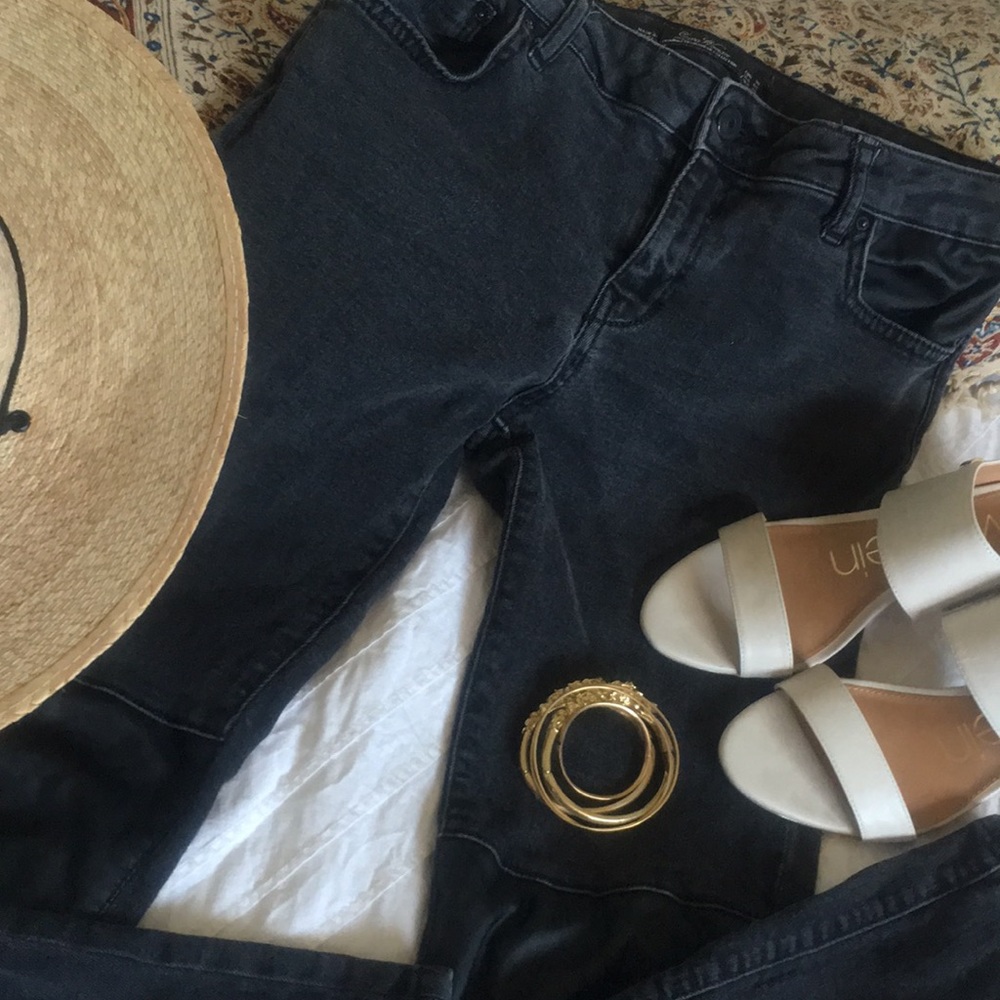 Black Skinny jeans with pleather knee/pockets